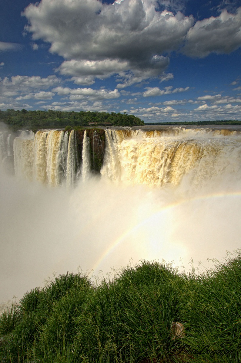 Iguazu Falls: La Garganta del Diablo...