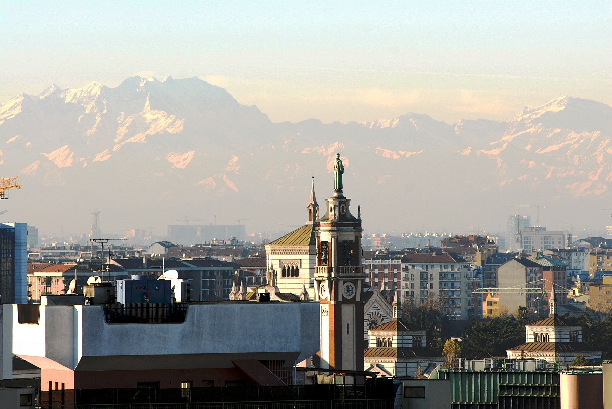 Milan, with the backdrop of the mountains...