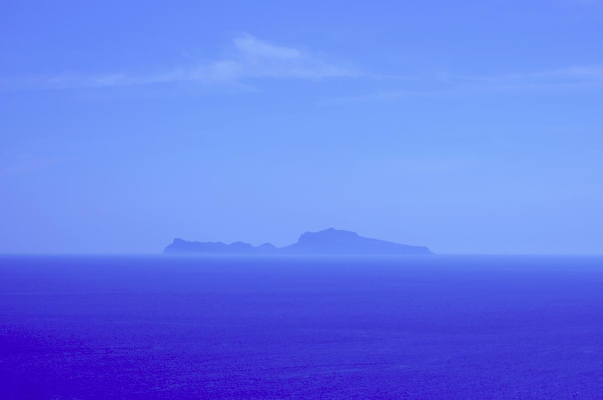 Capri in blue...
