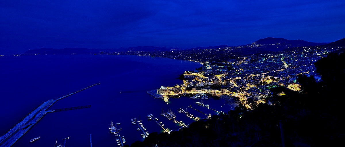 Castellammare del Golfo (TP) by night...
