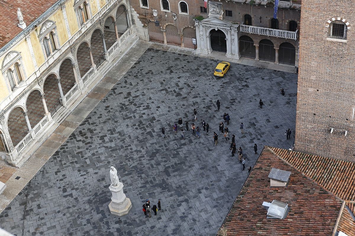 Piazza Dante Verona...
