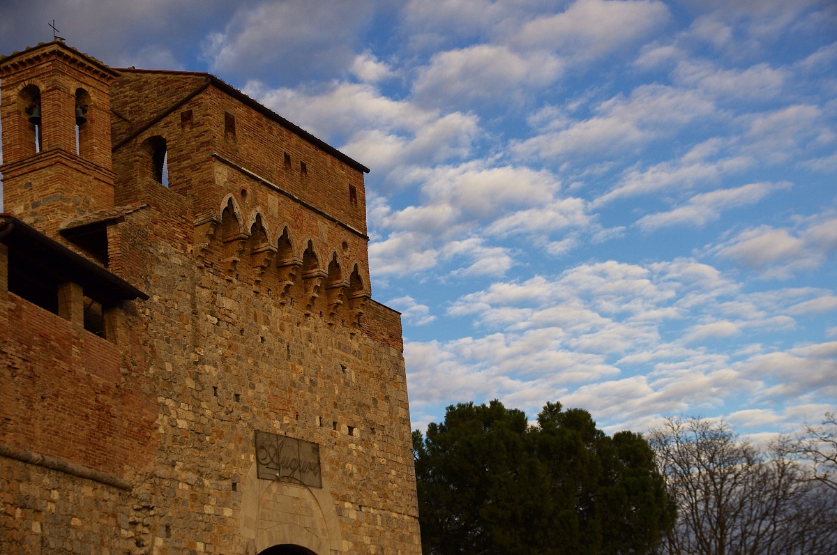 Walls of St. Gimignano...