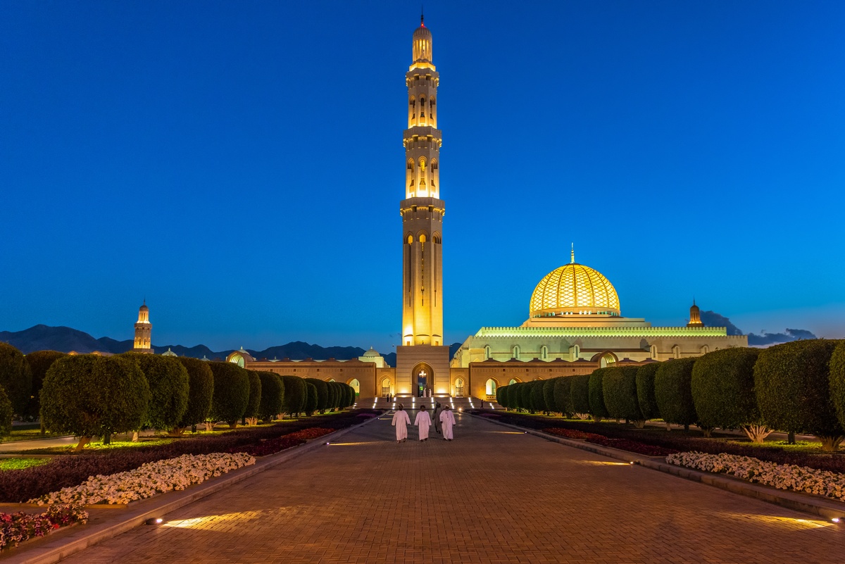 Oman - Muscat - Sultan Qaboos Grand Mosque al tramonto...