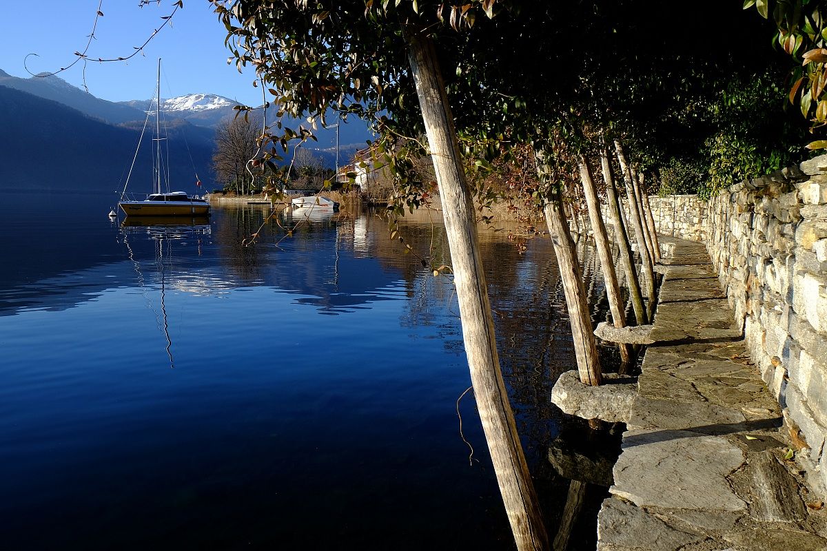 Along the lake, Pettenasco...