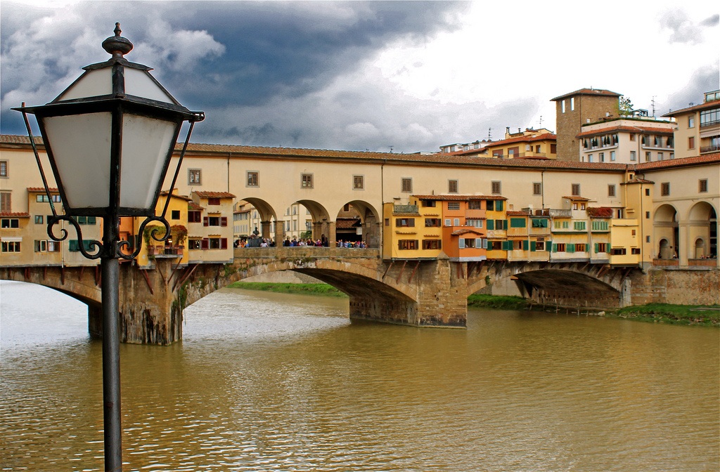 Firenze (Ponte Vecchio in Autunno)...