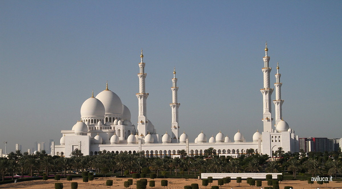 Sheilk Zayed Grand Mosque in Abu Dhabi...