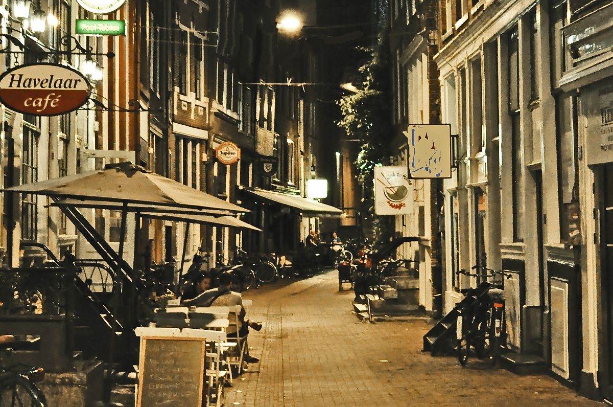 One night in Amsterdam .... ........
