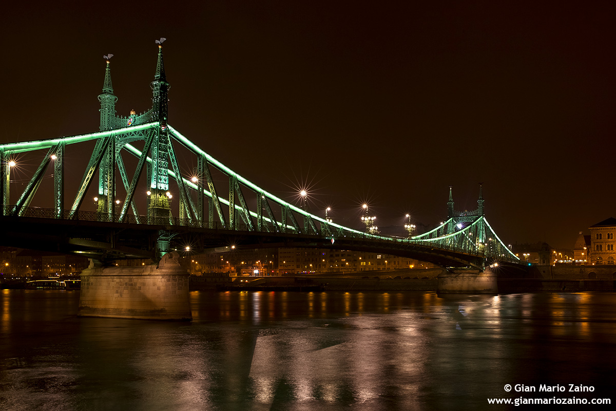 Hungary - Budapest (12.21.2013) - # NightPhotos...