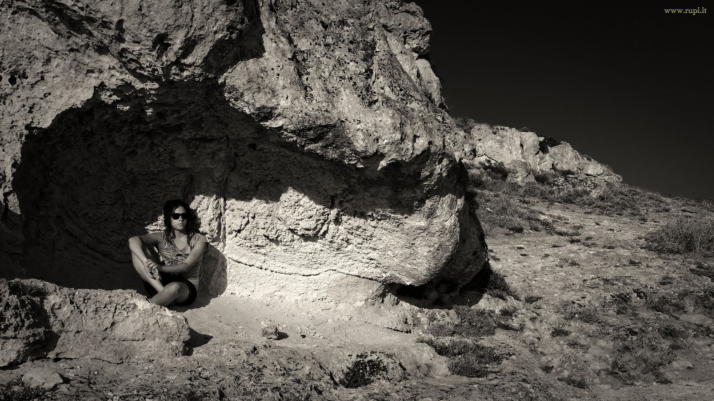 Nelle fauci della roccia: contemplando Matera...