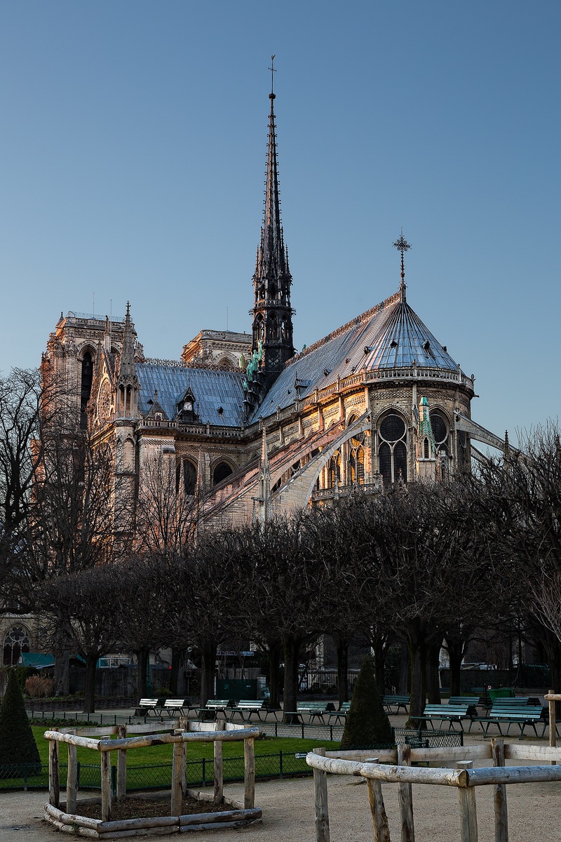 Paris, Notre Dame...
