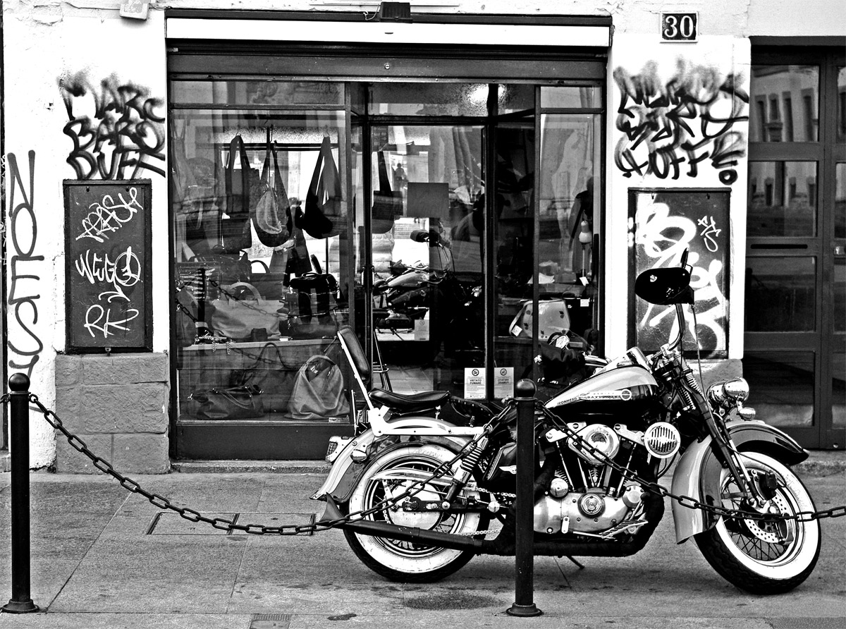 Harley, handbags and graffiti...