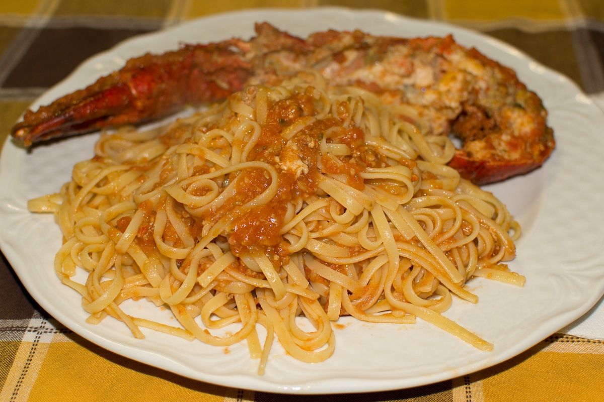 Linguine with lobster sauce...