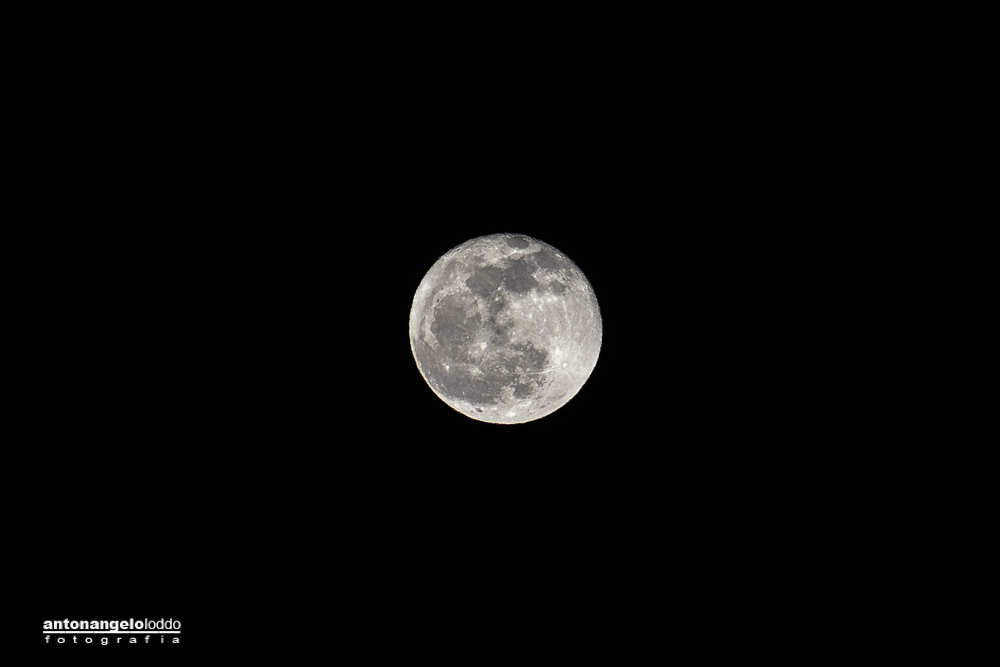 luna...