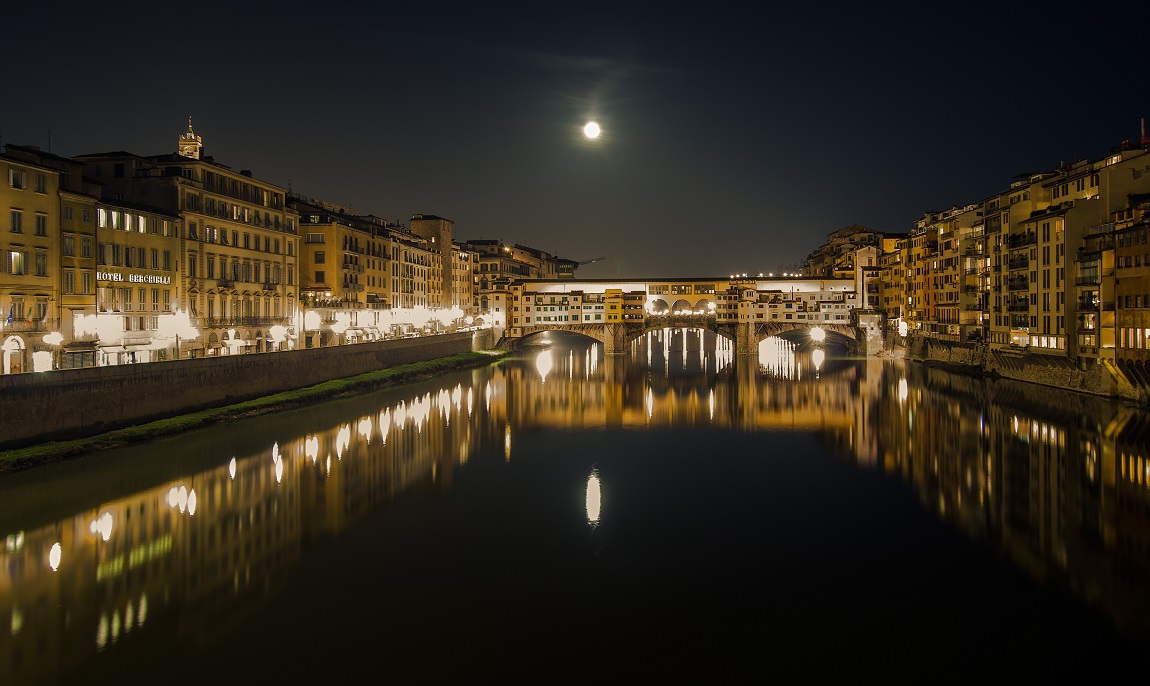 Lungarno degli Acciaiuoli, Ponte Vecchio - Firenze...