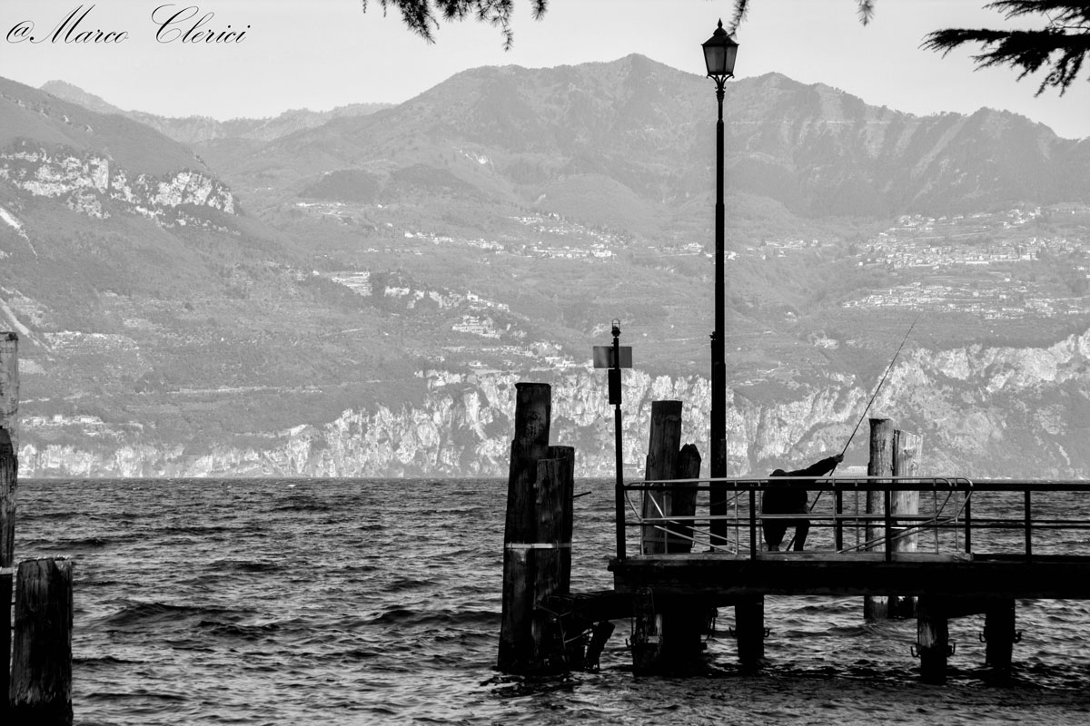 Pescatore sul lago di Garda...