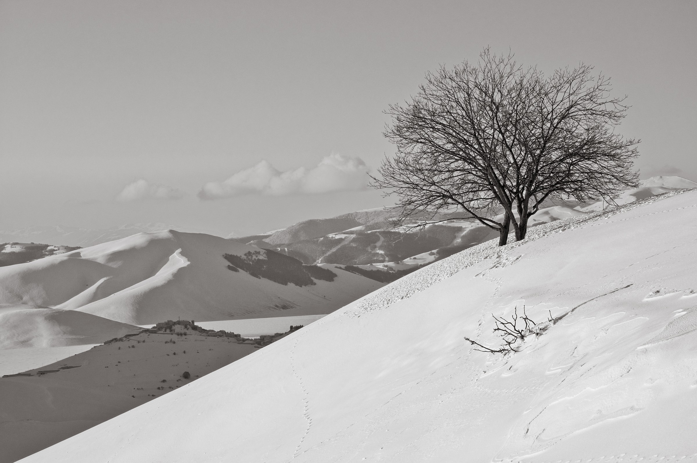 Castelluccio di Norcia seen from upstream Prata...