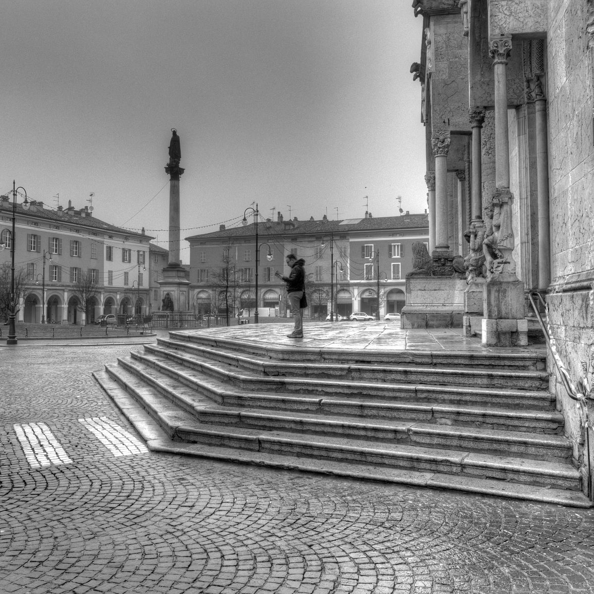 Piacenza - Piazza Duomo...