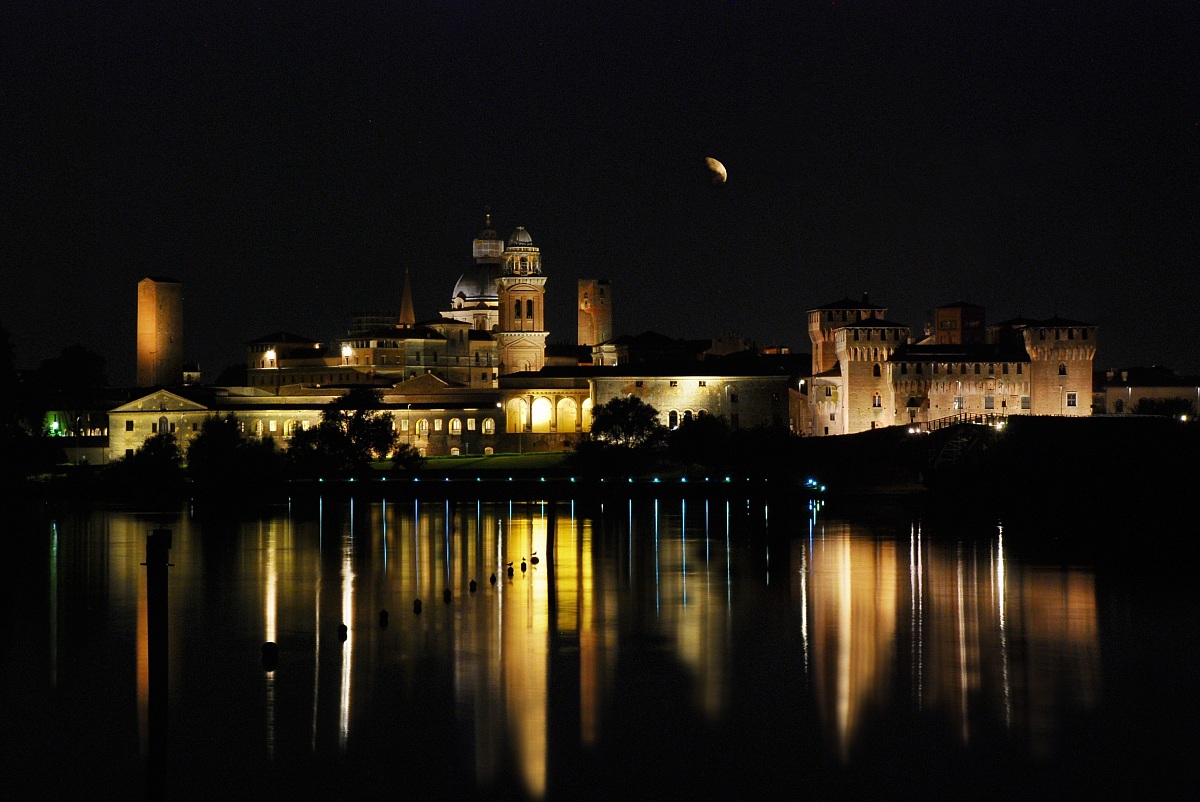 Mantova di notte...