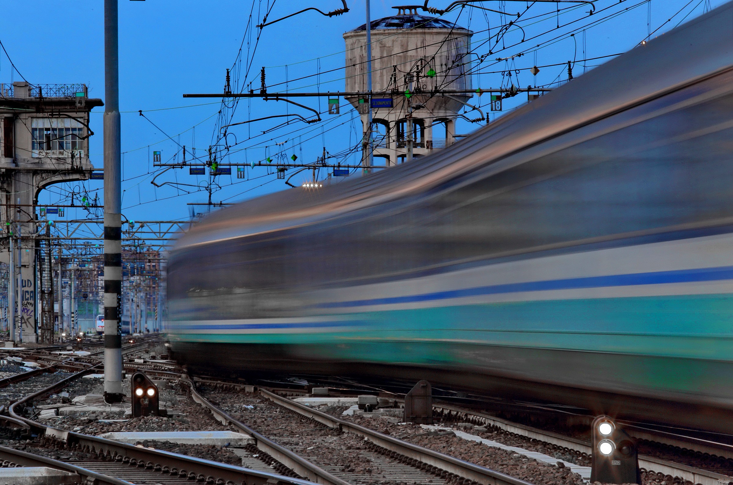 winding train - Milan railway station...