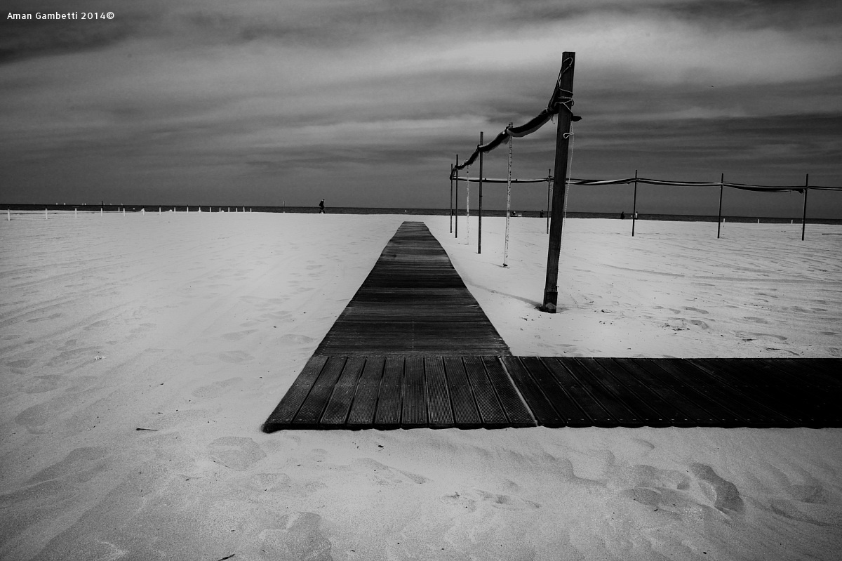 Spiaggia prima del temporale...