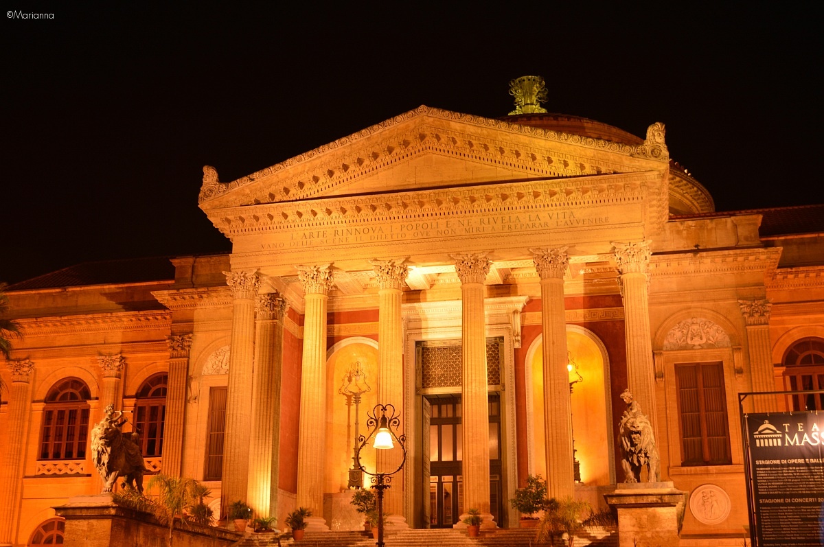 Teatro Massimo in the night...