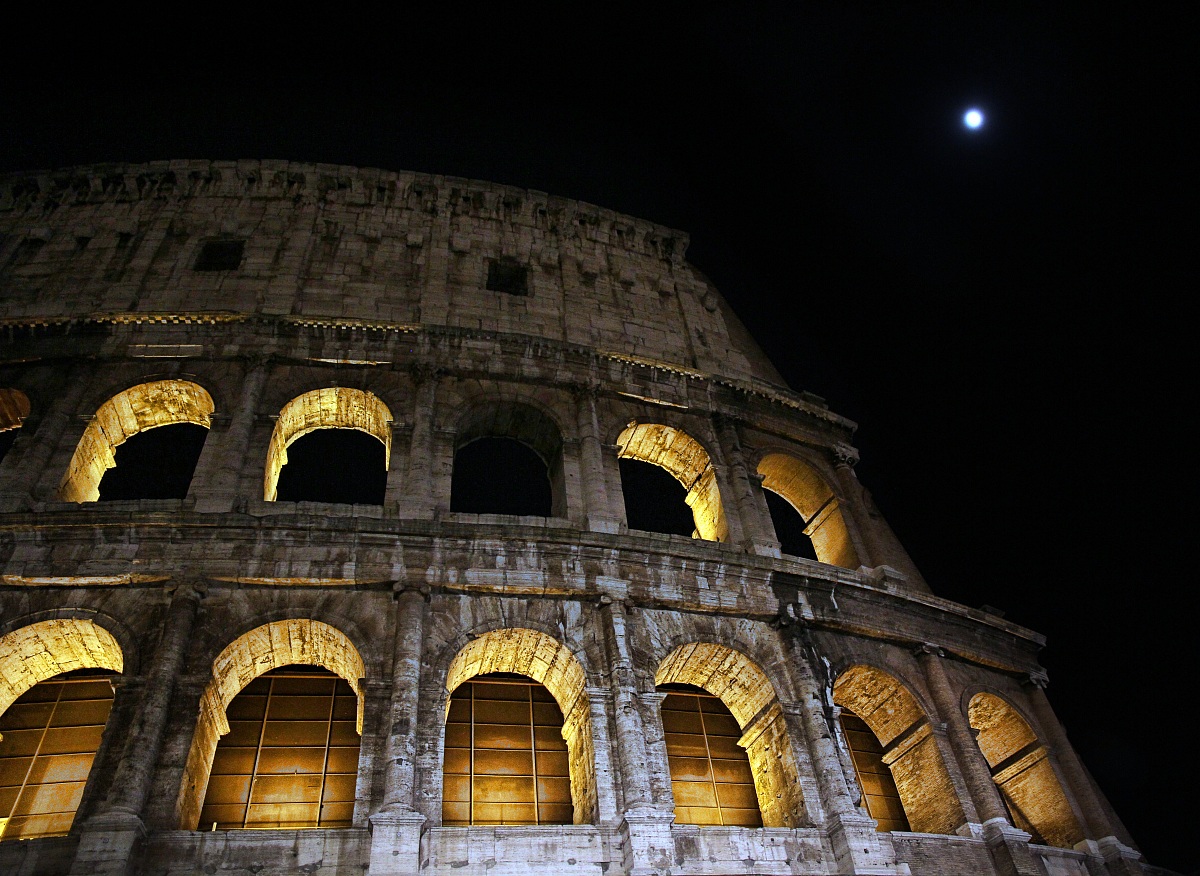 Colosseum by night...