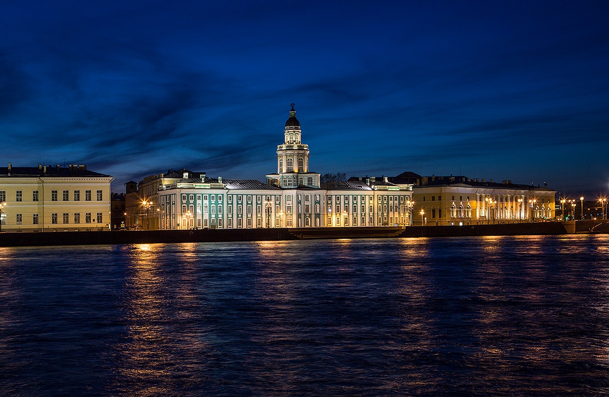Blue Hour on the Neva (St. Petersburg)...