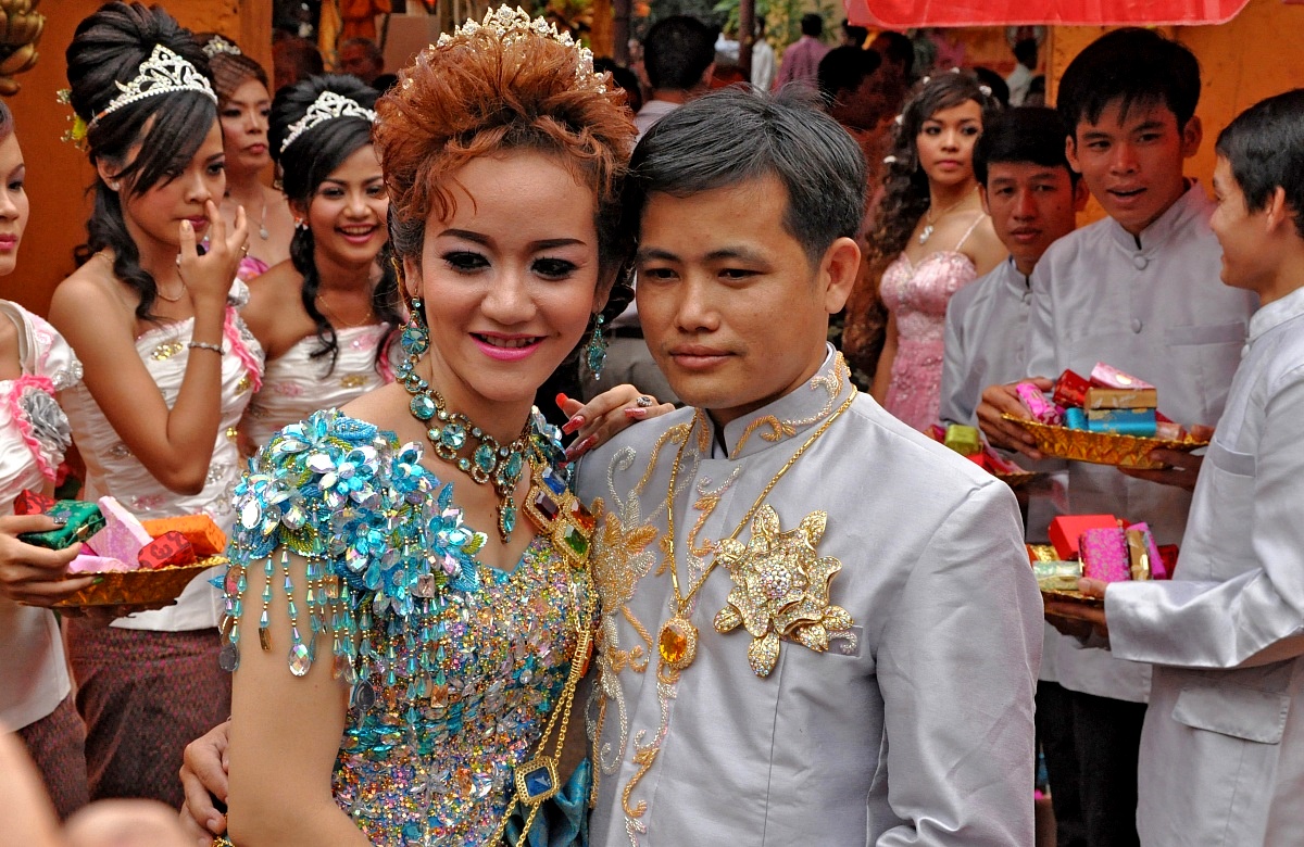 The bride Cambodian...