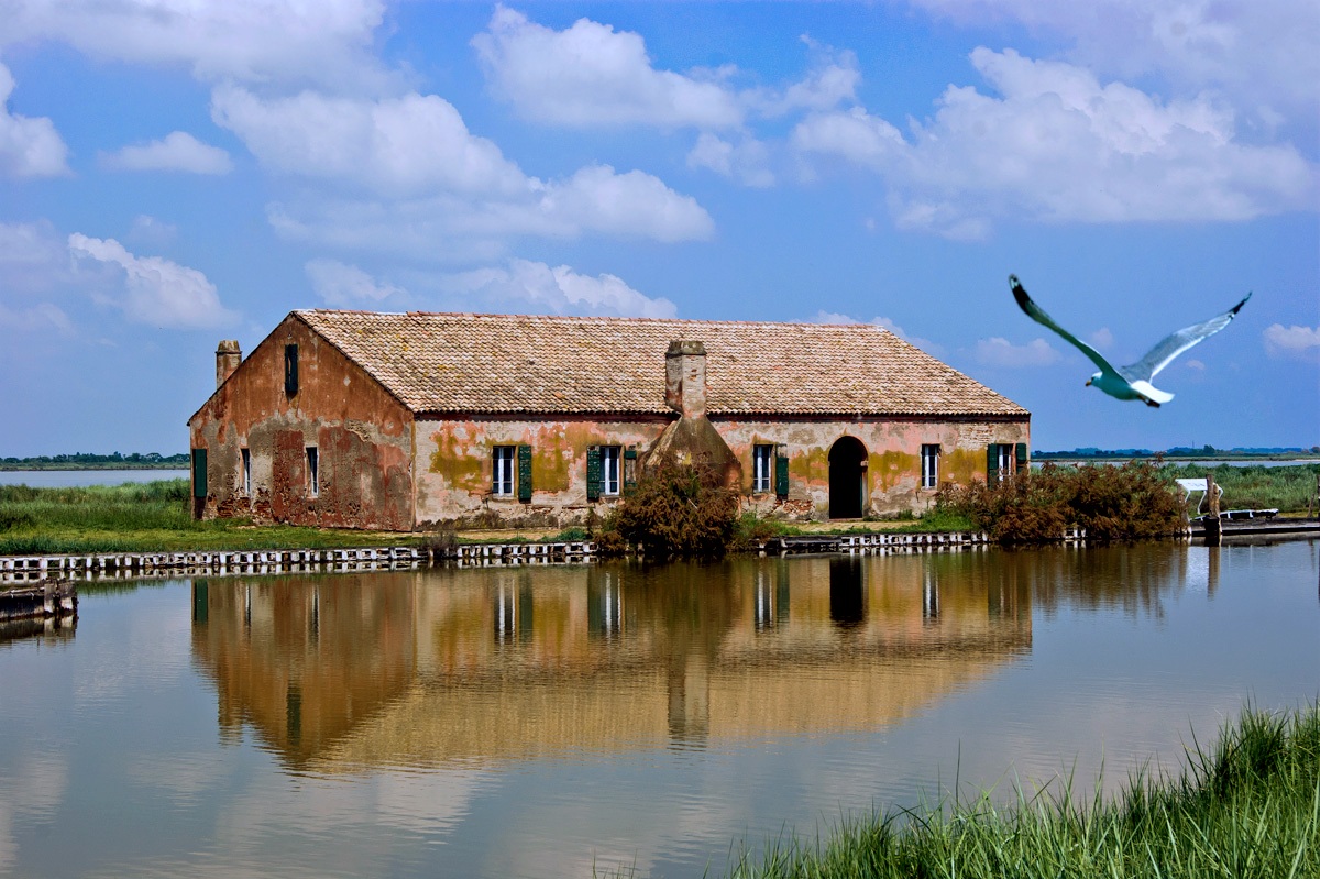 the old fishing station in the valleys of Comacchio...