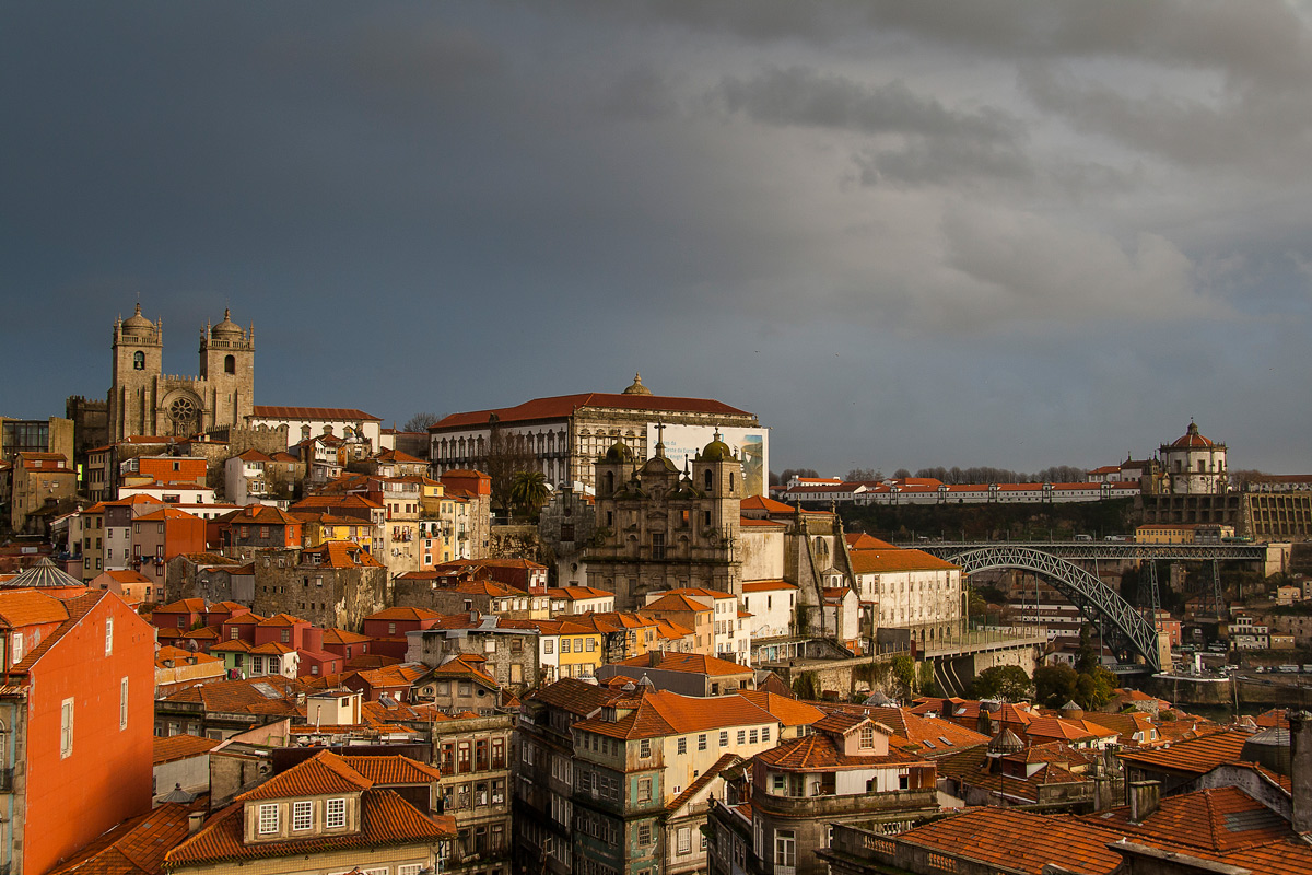 Oporto (Portogallo)...