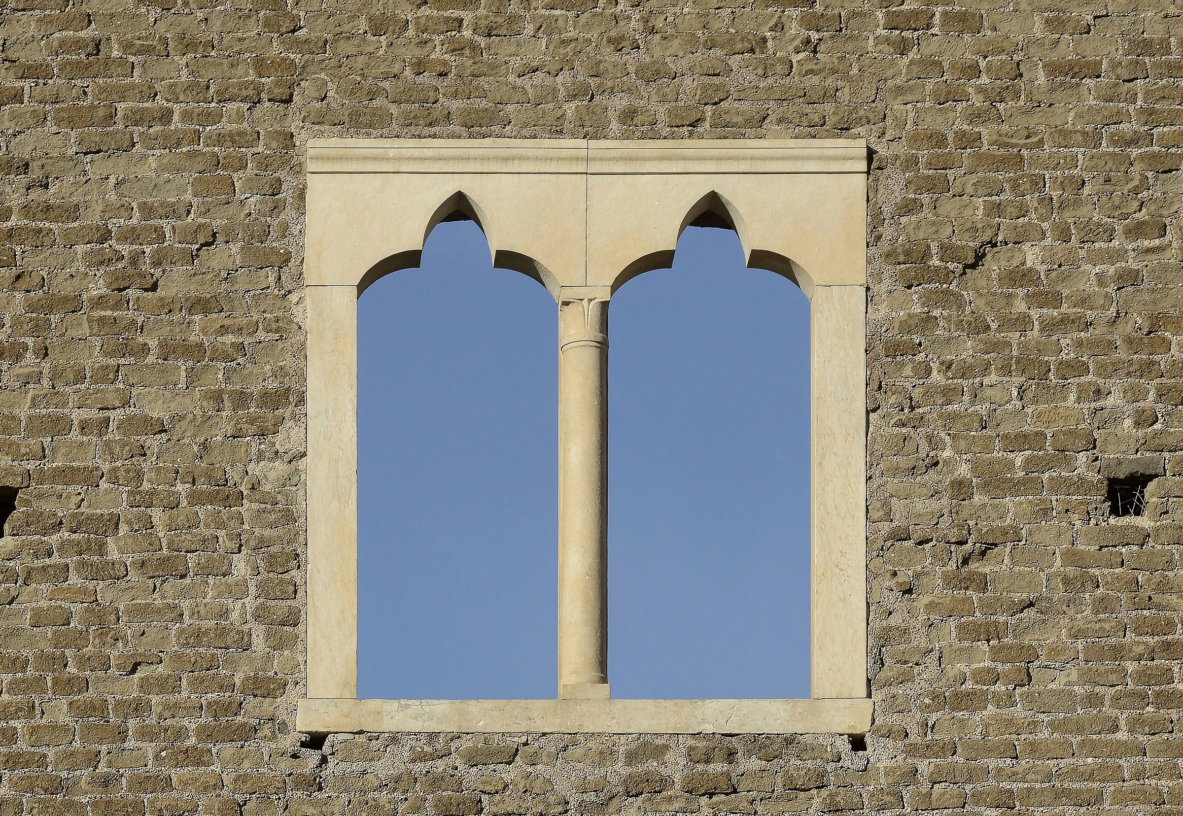 Window medieval castrum Caetani...