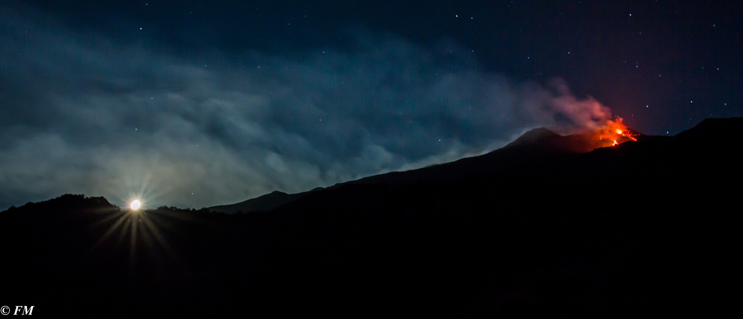 Luna magica sull'Etna...