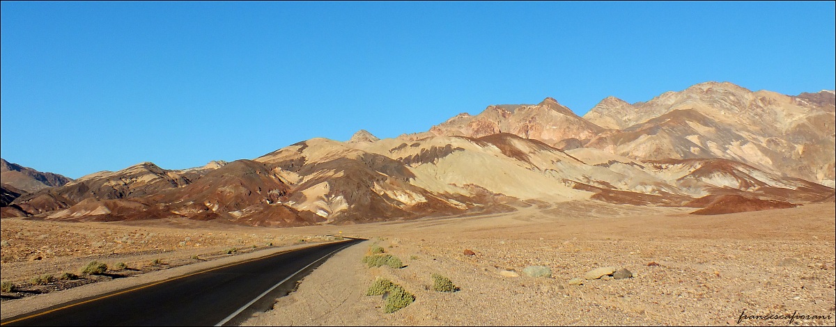 Artist's Drive (Death  Valley - CA)...