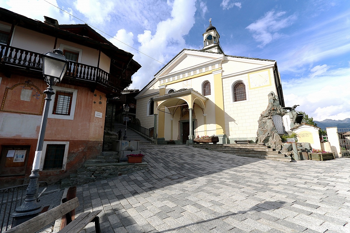 Antagnod church...