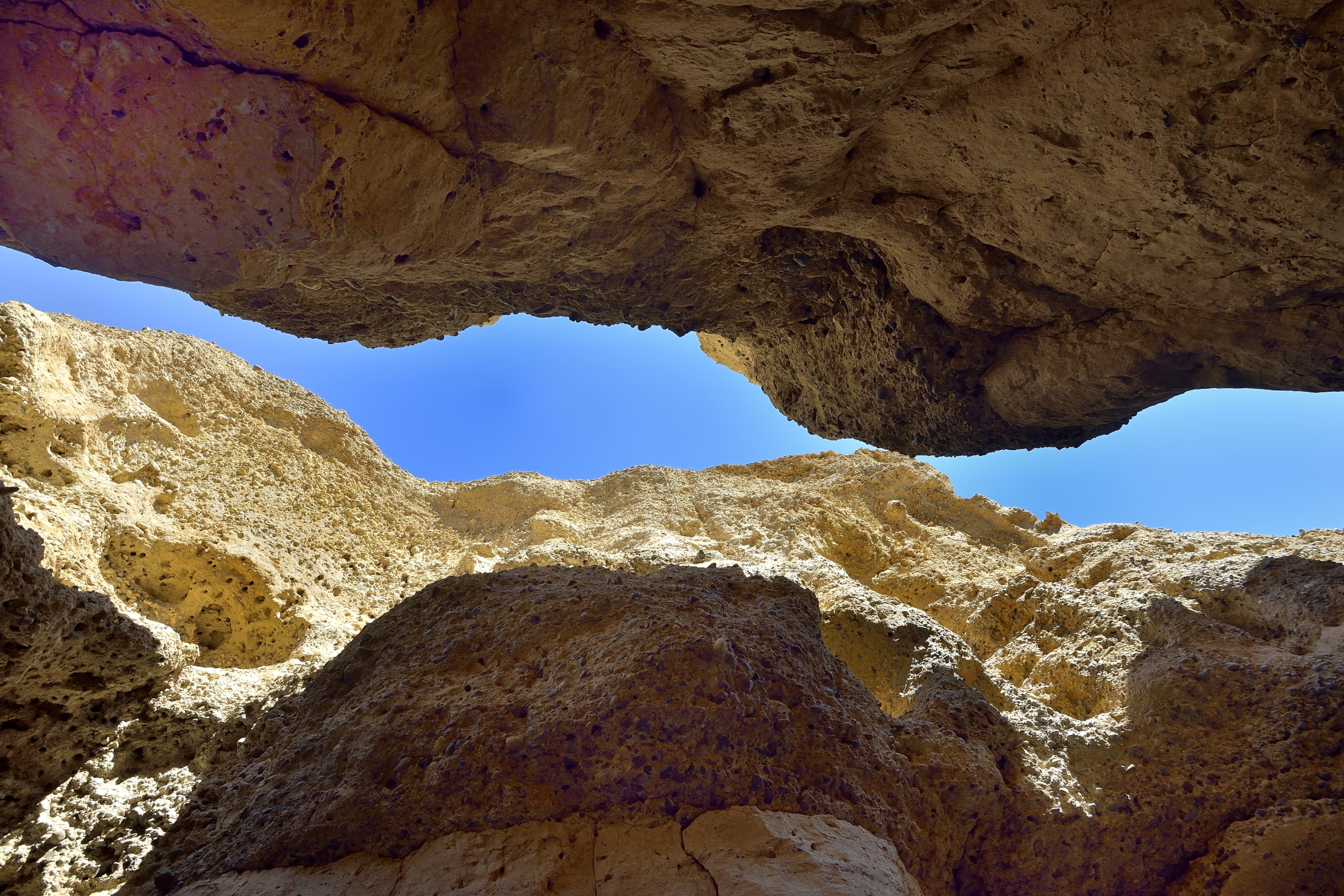 Namib Desert - Small Canion...