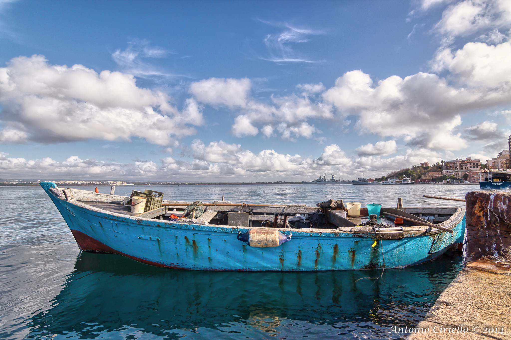 Taranto blue (HDR)...