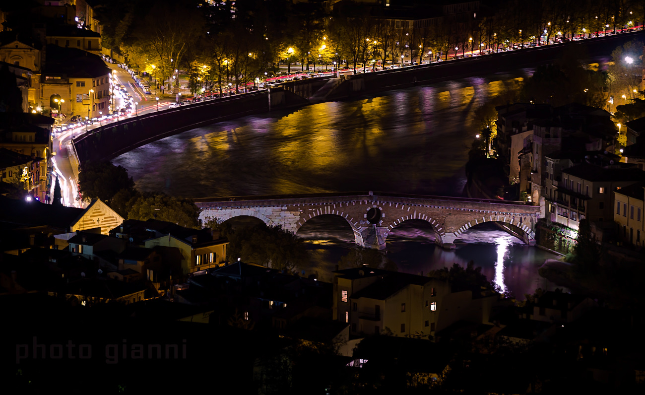 Night of Verona .... stone bridge ......