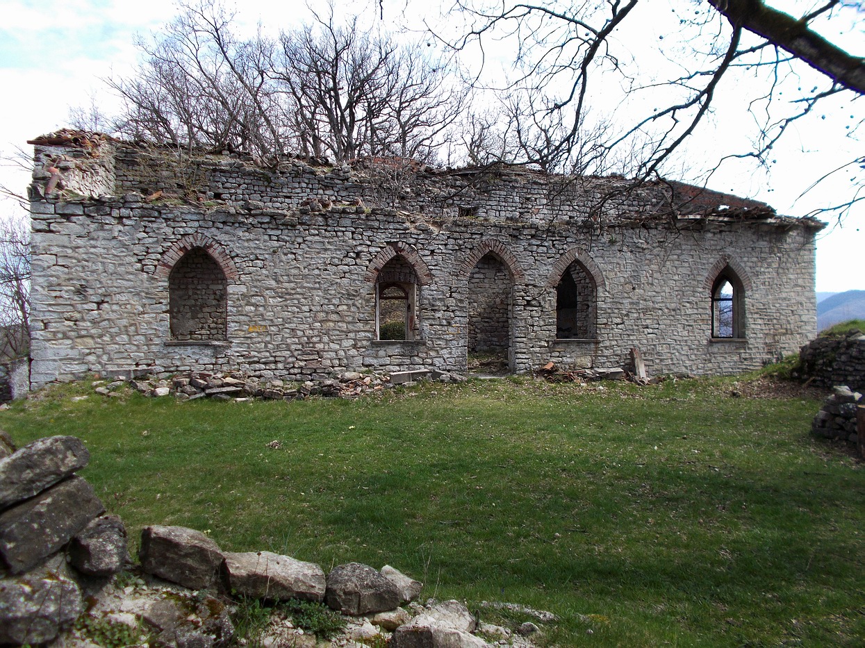 Castle ruins Sorli (al)...