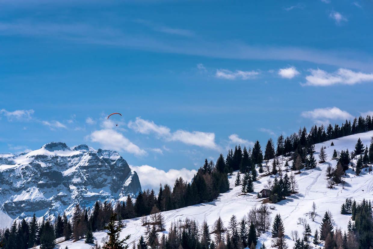 Volando sulle Dolomiti di Brenta...