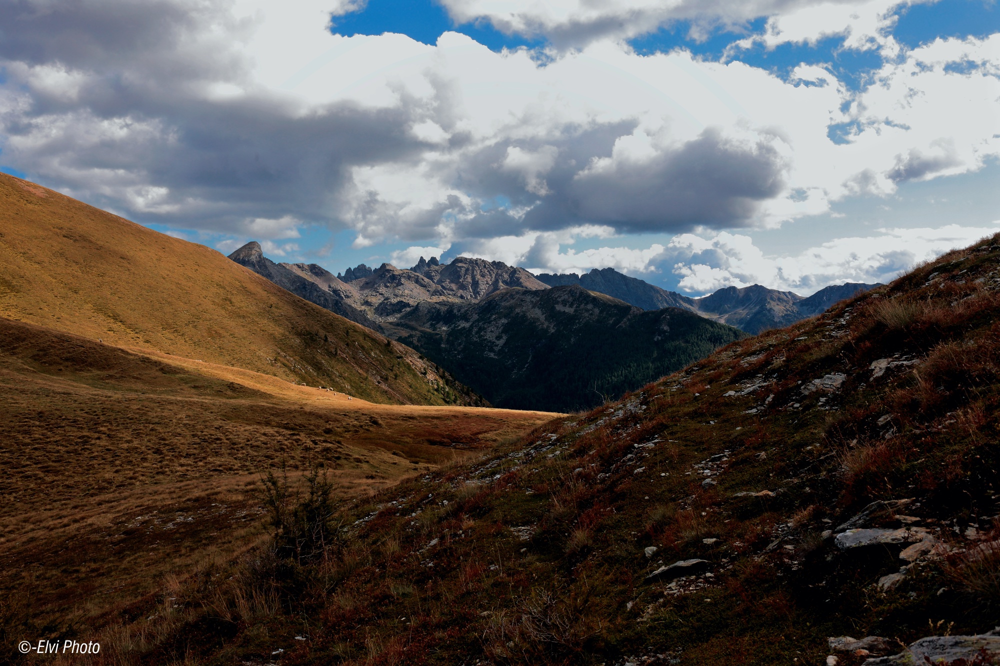 Mount Cengello and the group of Rava...