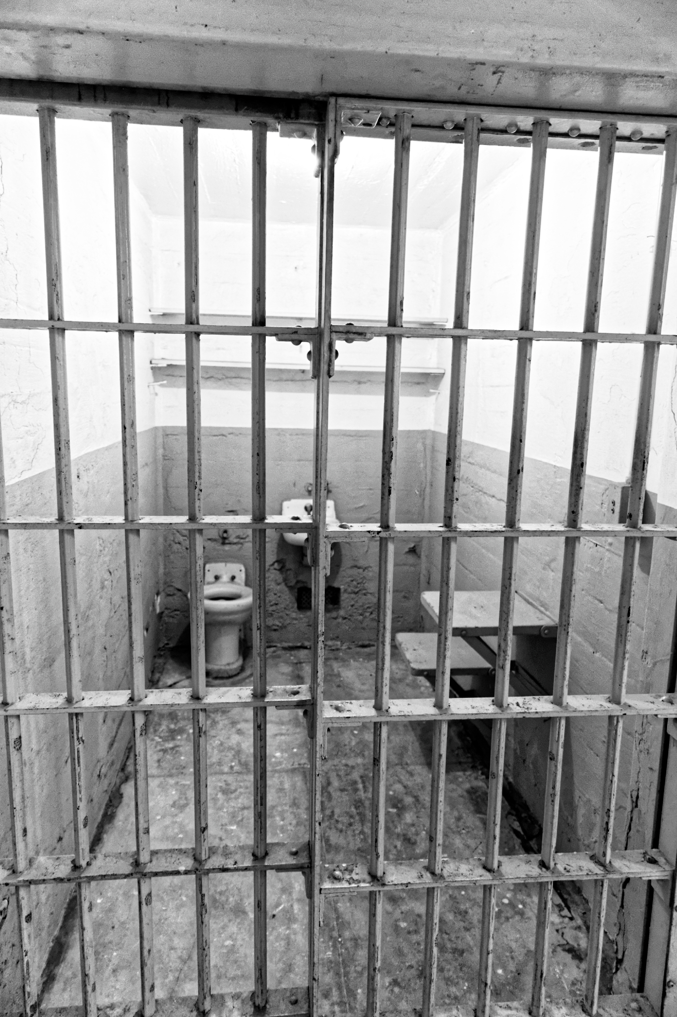 Alcatraz 1...