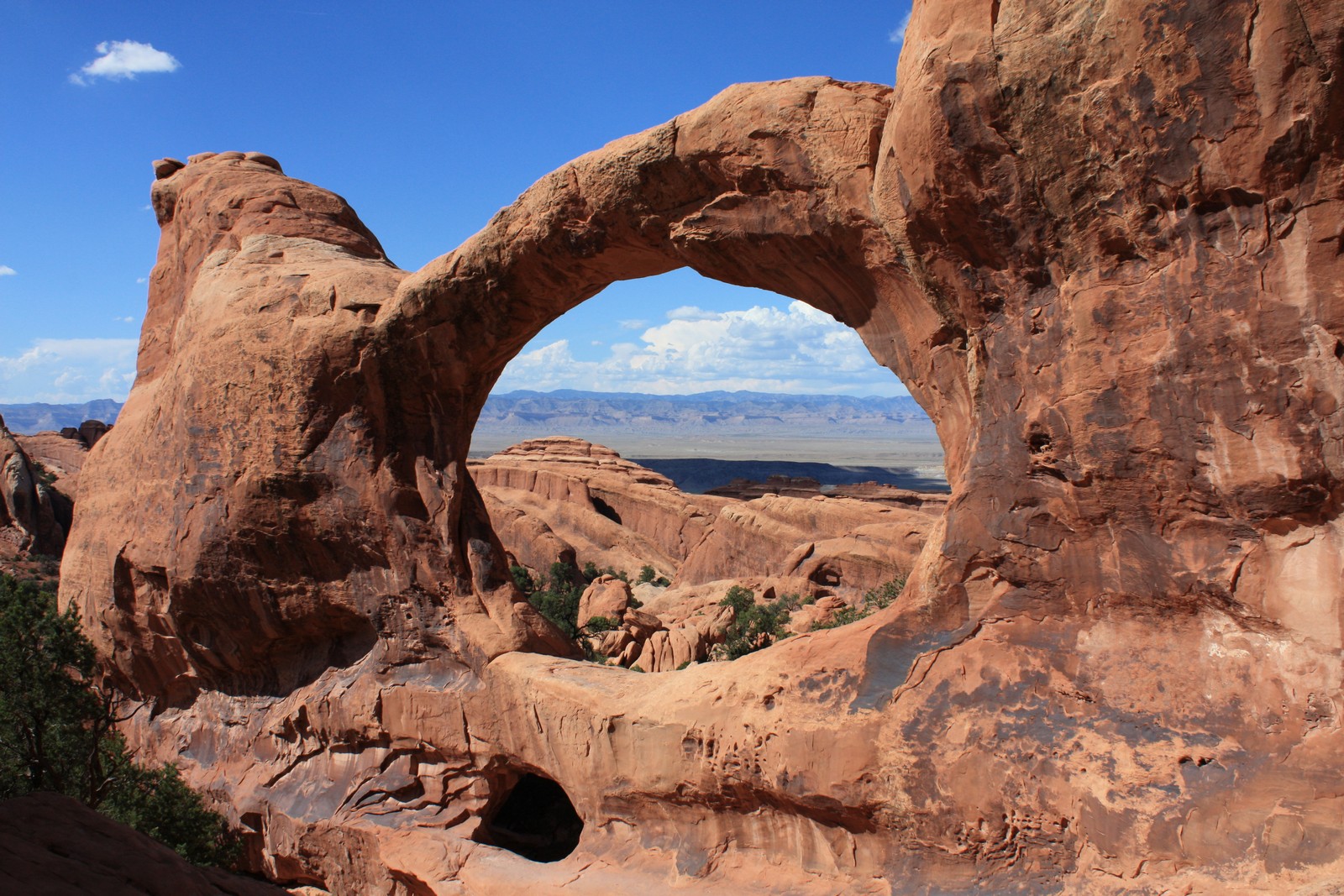 Double O Arch (Arches National Park) - Utah...