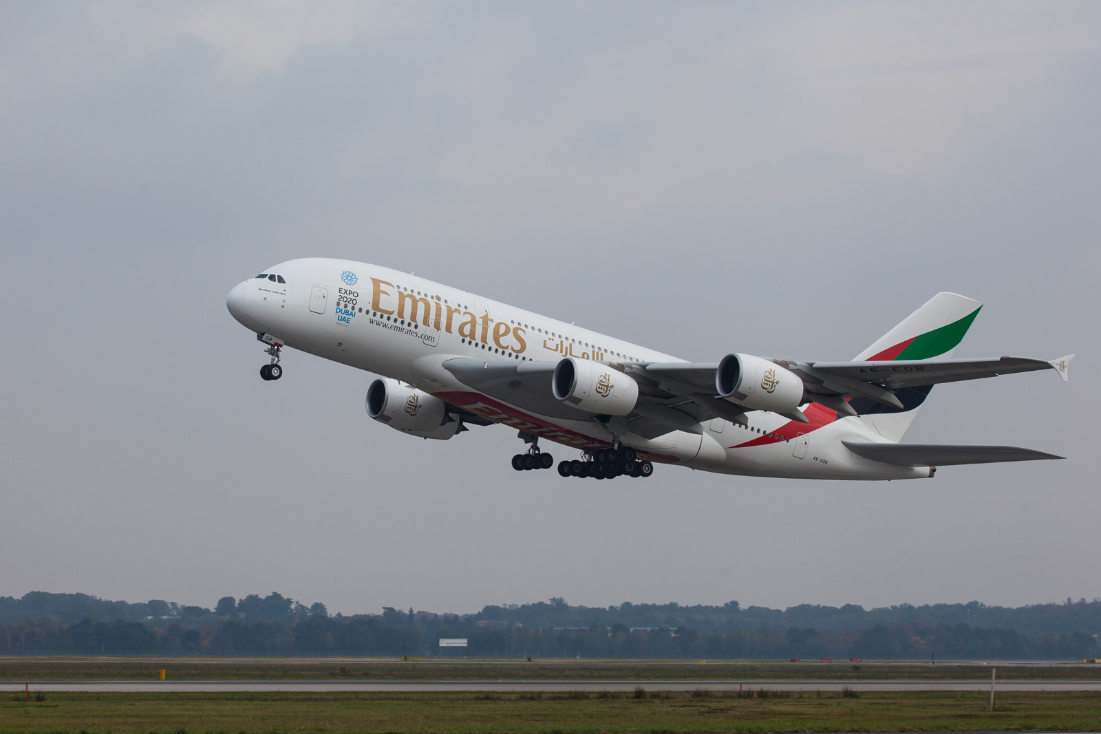 Airbus a380-800 Emirates...