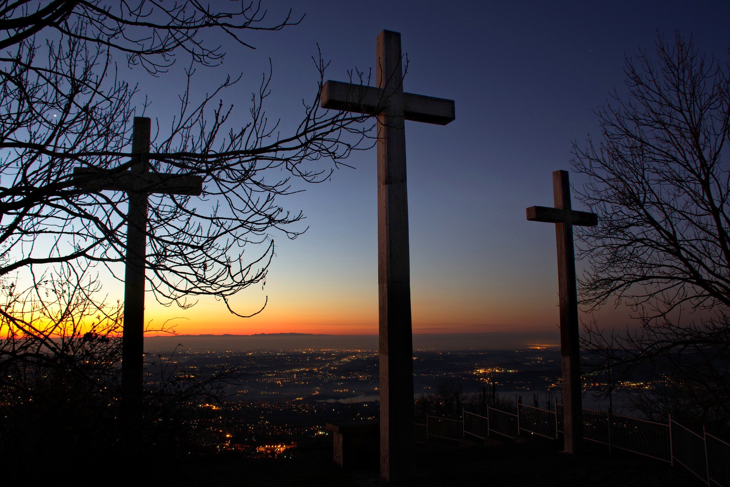 Sunrise at the Three Crosses...