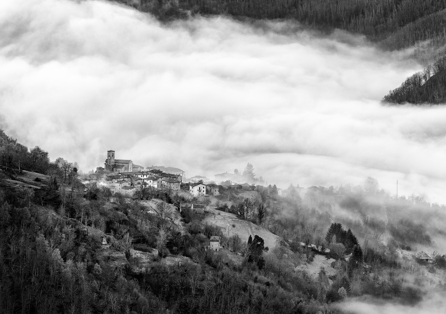 Fog in the valley - Fosciandora...