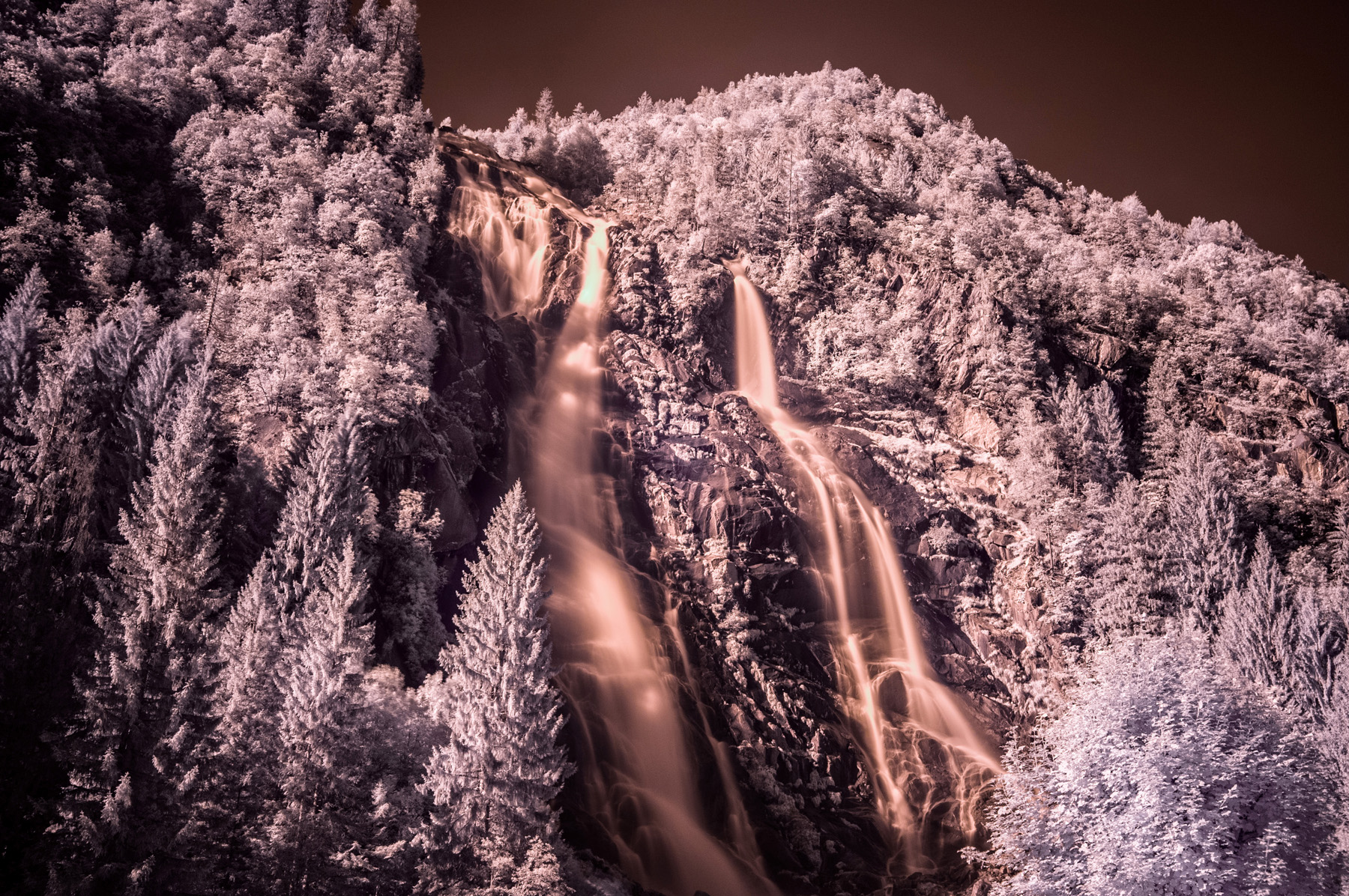 Nardis waterfalls infrared - Fuji x100 + Hoya R70...