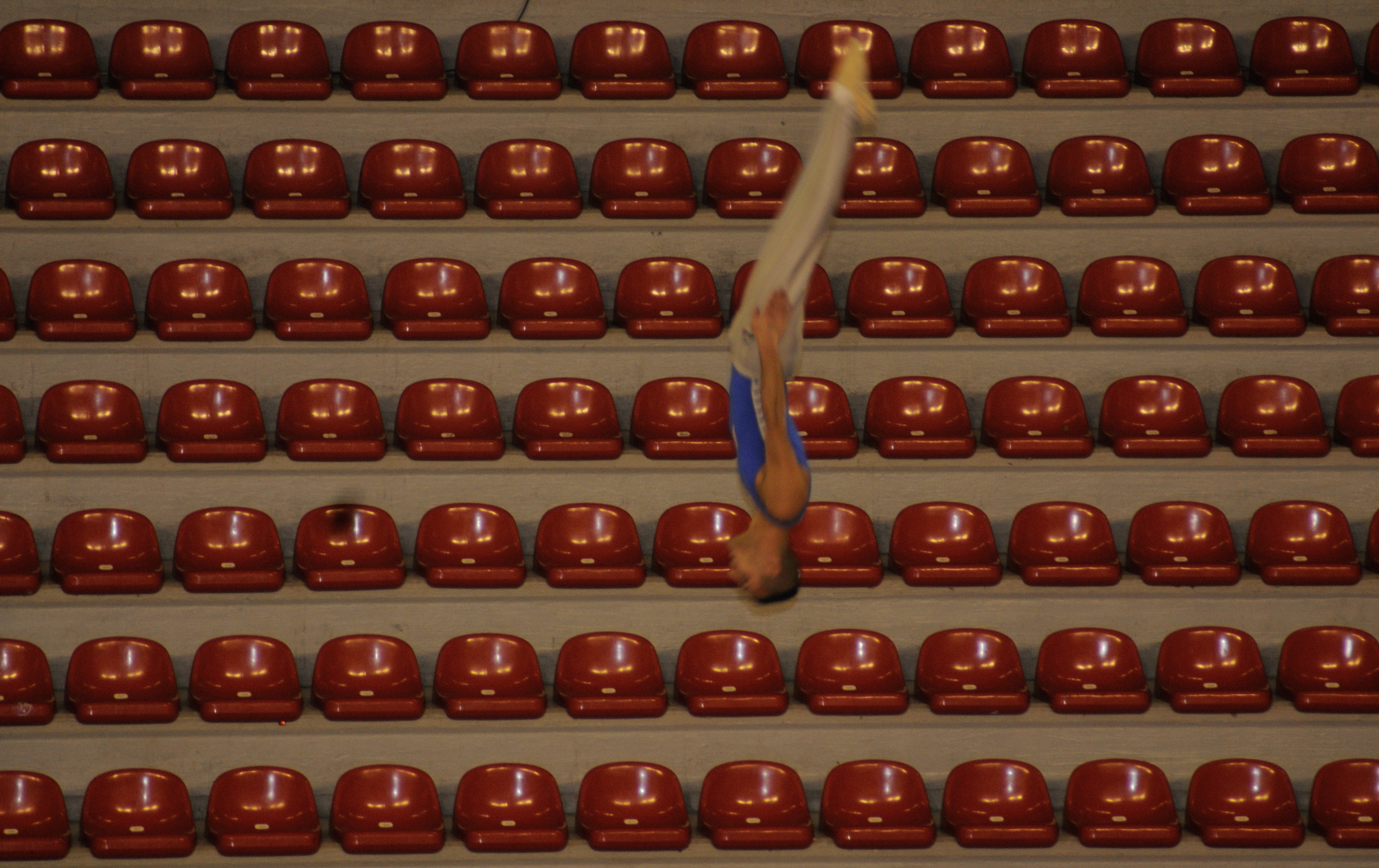[LOADING...]