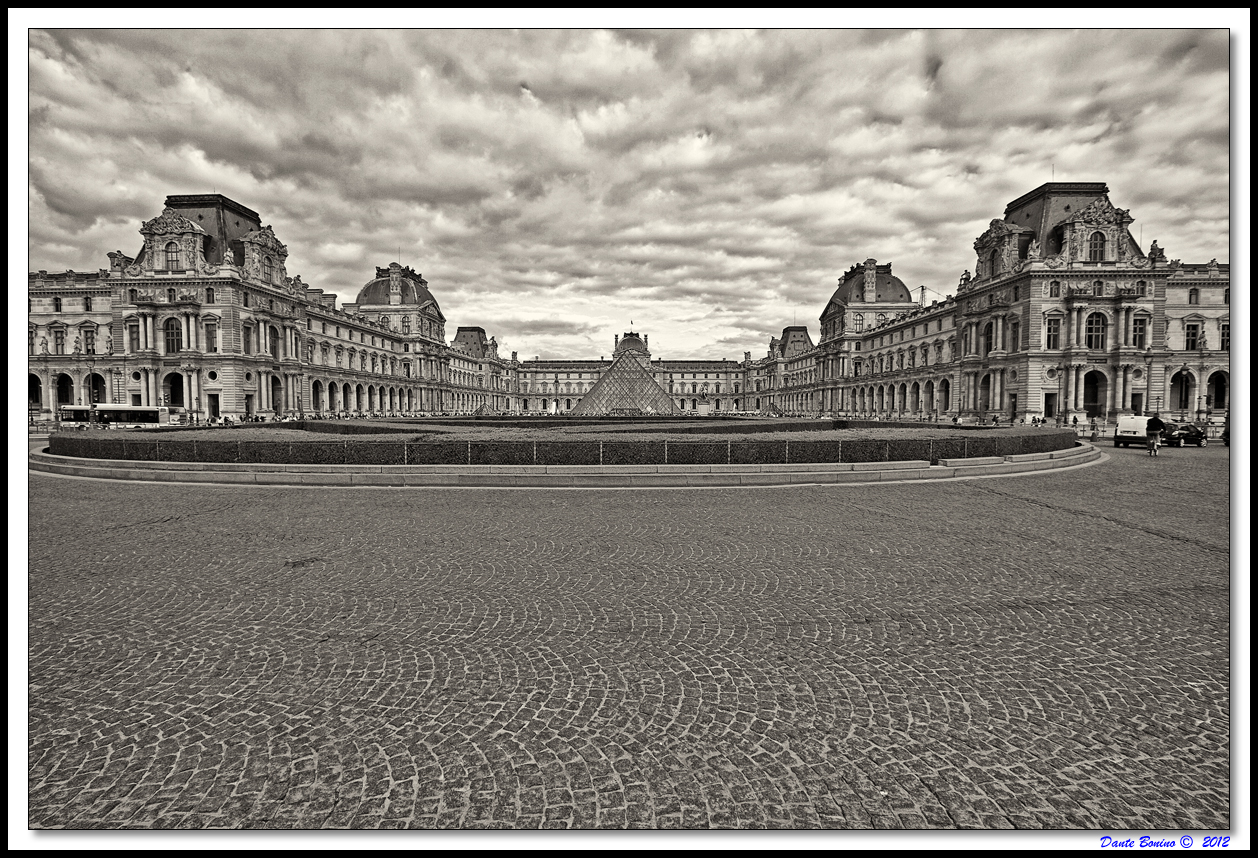 Il Louvre...