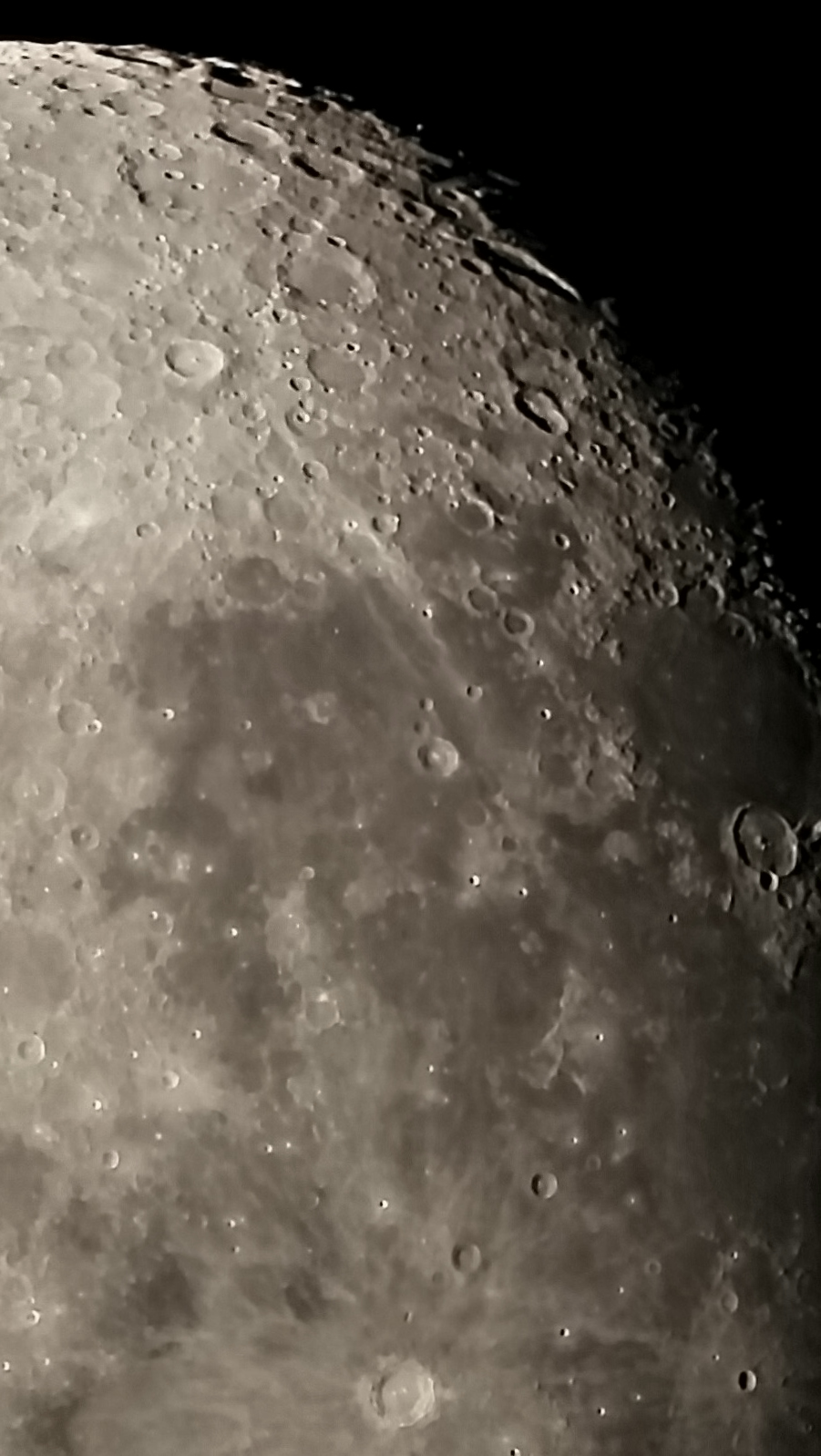 Moon crop (300 frames)...