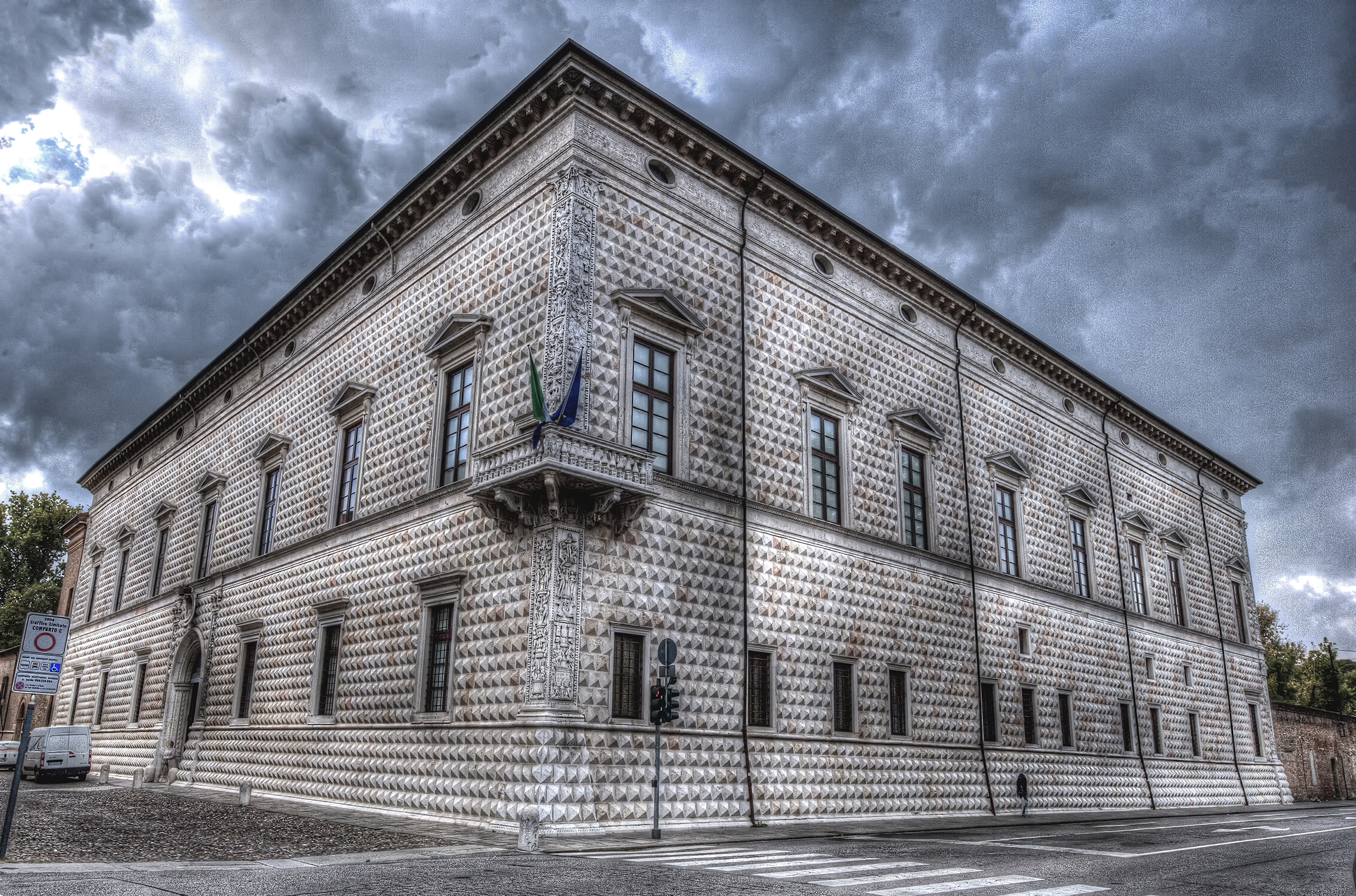 Palace of Diamonds-Ferrara-  ...
